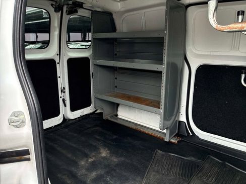 Used 2020 Nissan NV200 SV image 11