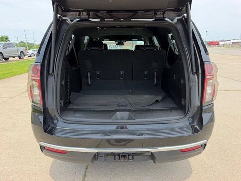 Used 2023 Chevrolet Suburban LT AWD/4WD image 5