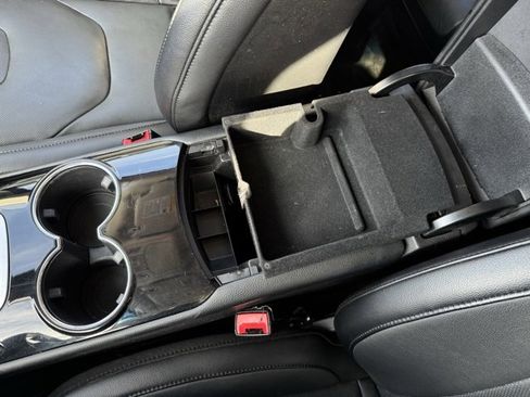 Certified 2018 Ford Edge Titanium w/ Equipment Group 302A image 22