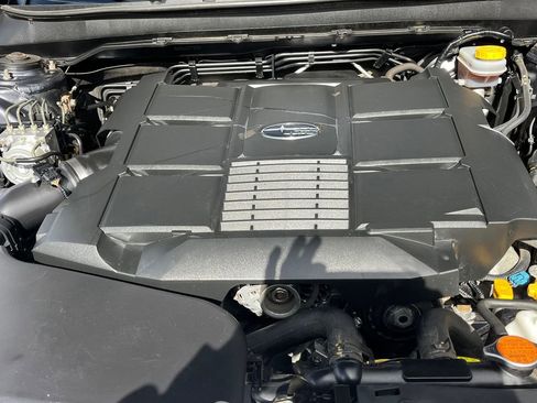 Used 2015 Subaru Outback 3.6R Limited w/ Popular Package #4 image 21