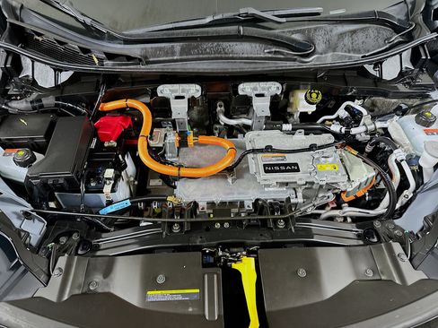 Used 2023 Nissan Ariya image 35