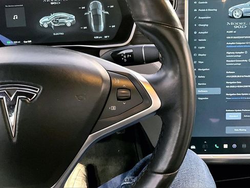 Used 2016 Tesla Model S 90D image 18