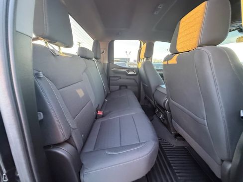 Used 2025 GMC Sierra 1500 Elevation image 19