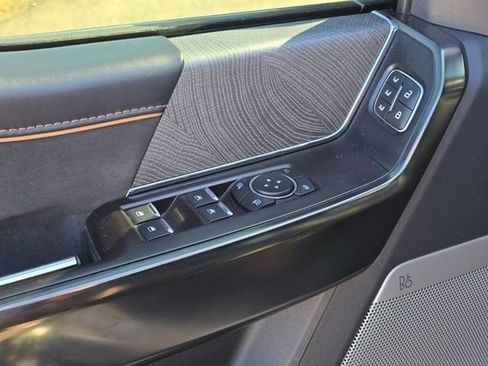 Used 2022 Ford F150 Platinum AWD/4WD image 45