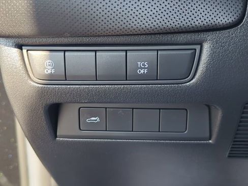 Used 2025 MAZDA CX-50 AWD 2.5 S w/ Preferred Package image 11