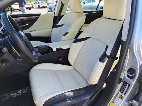 Used 2022 Lexus ES 300h w/ Premium Package FWD image 15