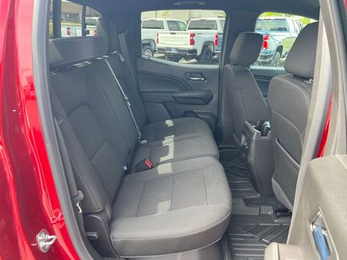 Certified 2025 Chevrolet Colorado LT w/ Advanced Trailering Package AWD/4WD image 25