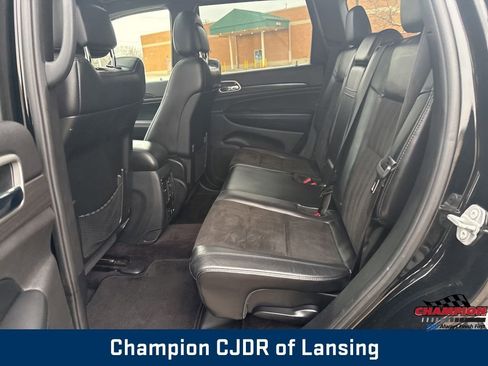 Used 2018 Jeep Grand Cherokee Altitude image 44