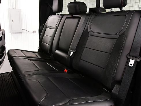 Used 2025 Ford F150 Raptor AWD/4WD image 31