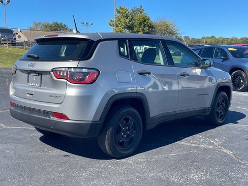 Used 2018 Jeep Compass Sport w/ Cold Weather Group image 7