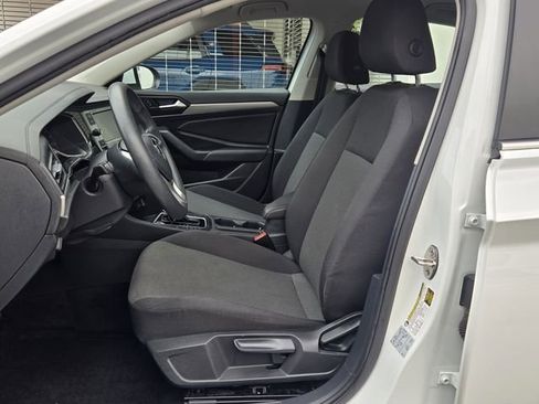 Used 2019 Volkswagen Jetta S image 13