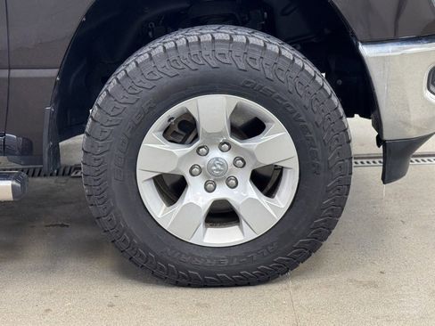 Used 2019 RAM 1500 Big Horn image 4