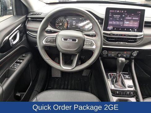 Used 2022 Jeep Compass Trailhawk image 16