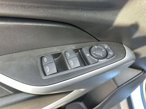 Used 2024 Chevrolet Trax RS image 13