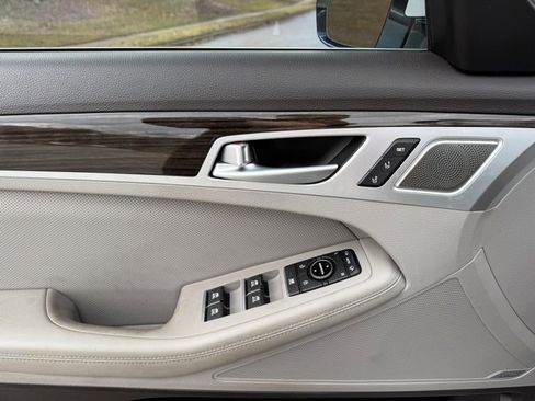 Used 2018 Genesis G80 3.8 w/ Option Group 02 image 14