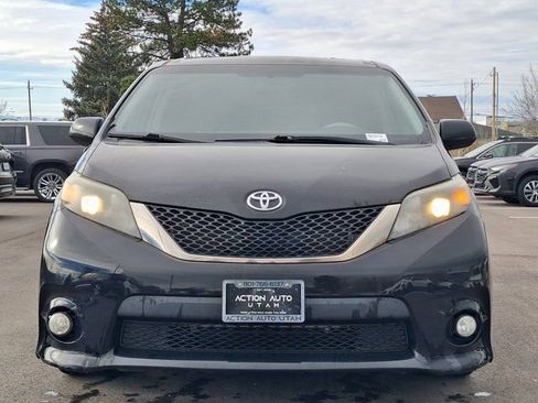 Used 2013 Toyota Sienna SE w/ Premium Pkg w/Entune image 8