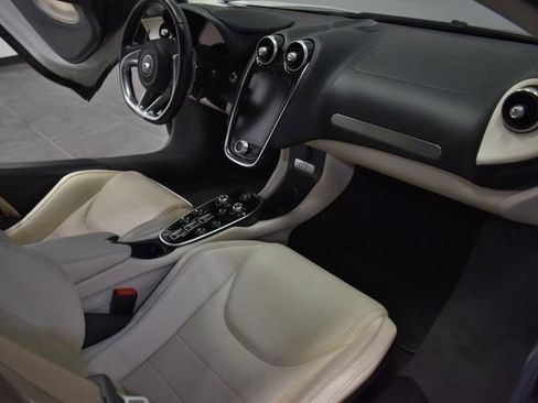 Used 2020 McLaren GT image 13