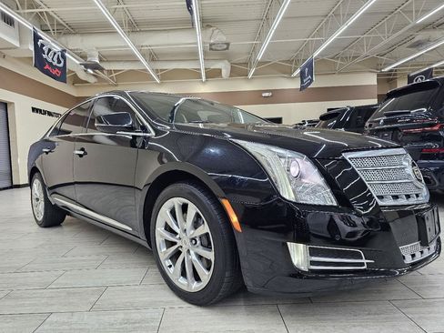 Used 2013 Cadillac XTS Premium FWD image 4