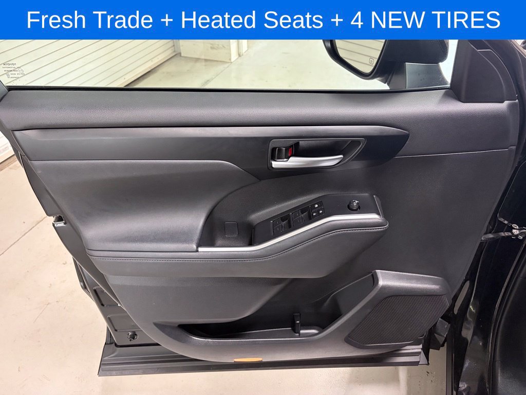 Used 2024 Toyota Highlander XSE AWD/4WD image 7