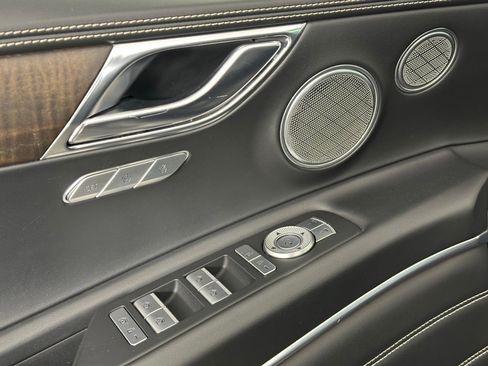 Used 2022 Genesis GV80 3.5T Prestige Signature AWD/4WD image 36