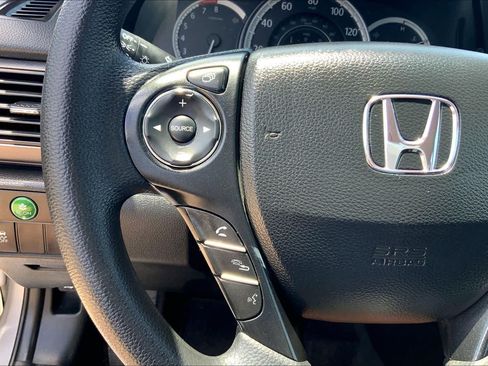 Used 2015 Honda Accord LX image 24