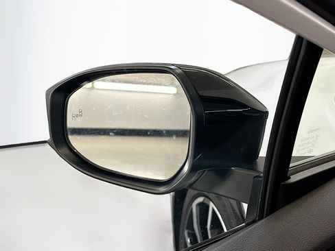 Used 2024 Toyota Prius Prime Premium image 16