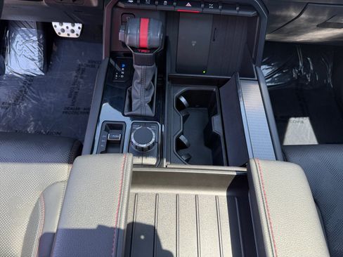 Used 2025 Toyota Sequoia TRD Pro AWD/4WD image 23
