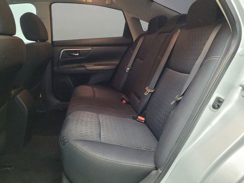 Used 2016 Nissan Altima 2.5 SV image 18