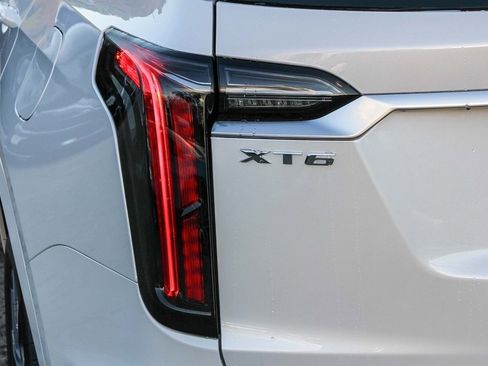New 2025 Cadillac XT6 Sport image 7