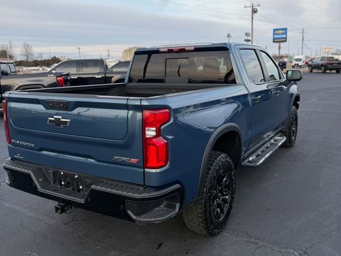 Used 2024 Chevrolet Silverado 1500 ZR2 w/ Technology Package image 49