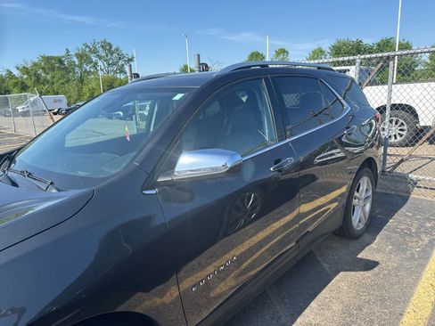 Used 2020 Chevrolet Equinox Premier AWD/4WD image 29