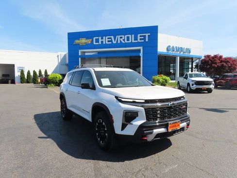 Used 2025 Chevrolet Traverse Z71 w/ Enhanced Driving Package AWD/4WD image 51