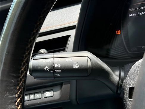 Used 2020 Lexus UX 200 w/ Premium Package FWD image 21