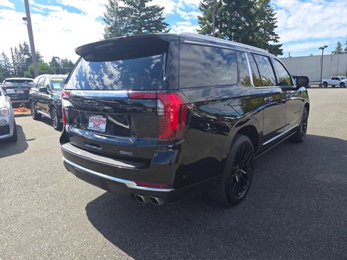 Used 2026 GMC Yukon XL Denali w/ Denali Reserve Package AWD/4WD image 7
