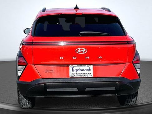 Used 2024 Hyundai Kona SEL FWD image 5