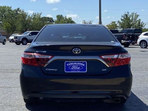 Used 2016 Toyota Camry SE FWD image 3
