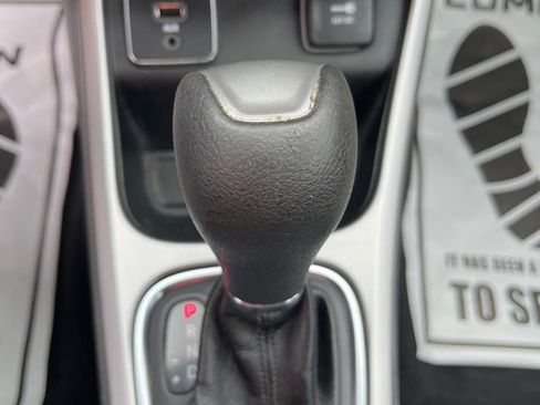 Used 2018 Jeep Compass Sport image 12