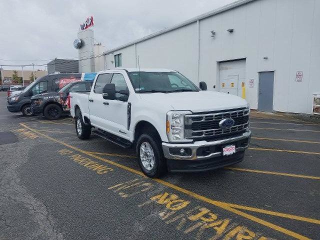 Certified 2025 Ford F250 XLT AWD/4WD image 2