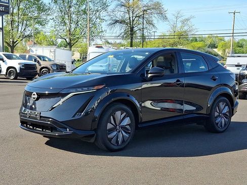 Certified 2024 Nissan Ariya AWD image 3
