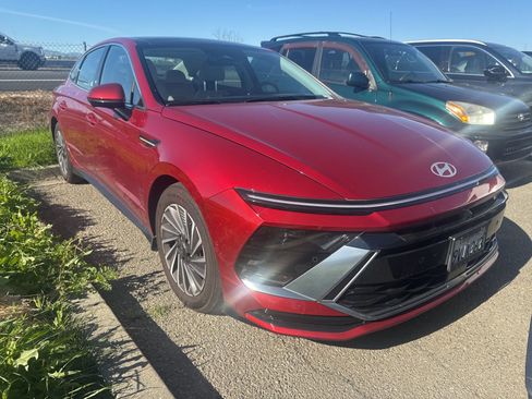 Certified 2025 Hyundai Sonata SEL image 8