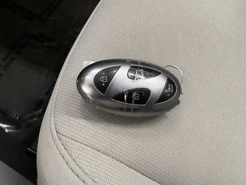 Used 2025 Hyundai Kona SEL image 26