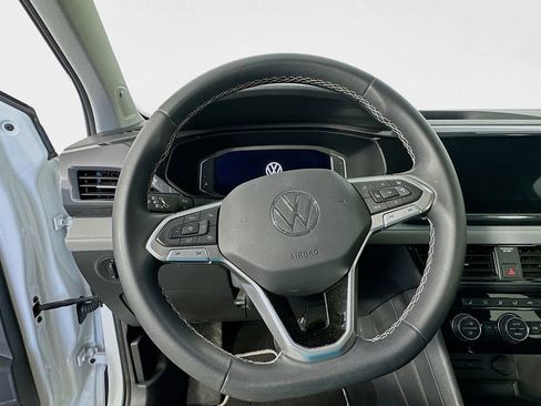 Used 2023 Volkswagen Taos SEL AWD/4WD image 11