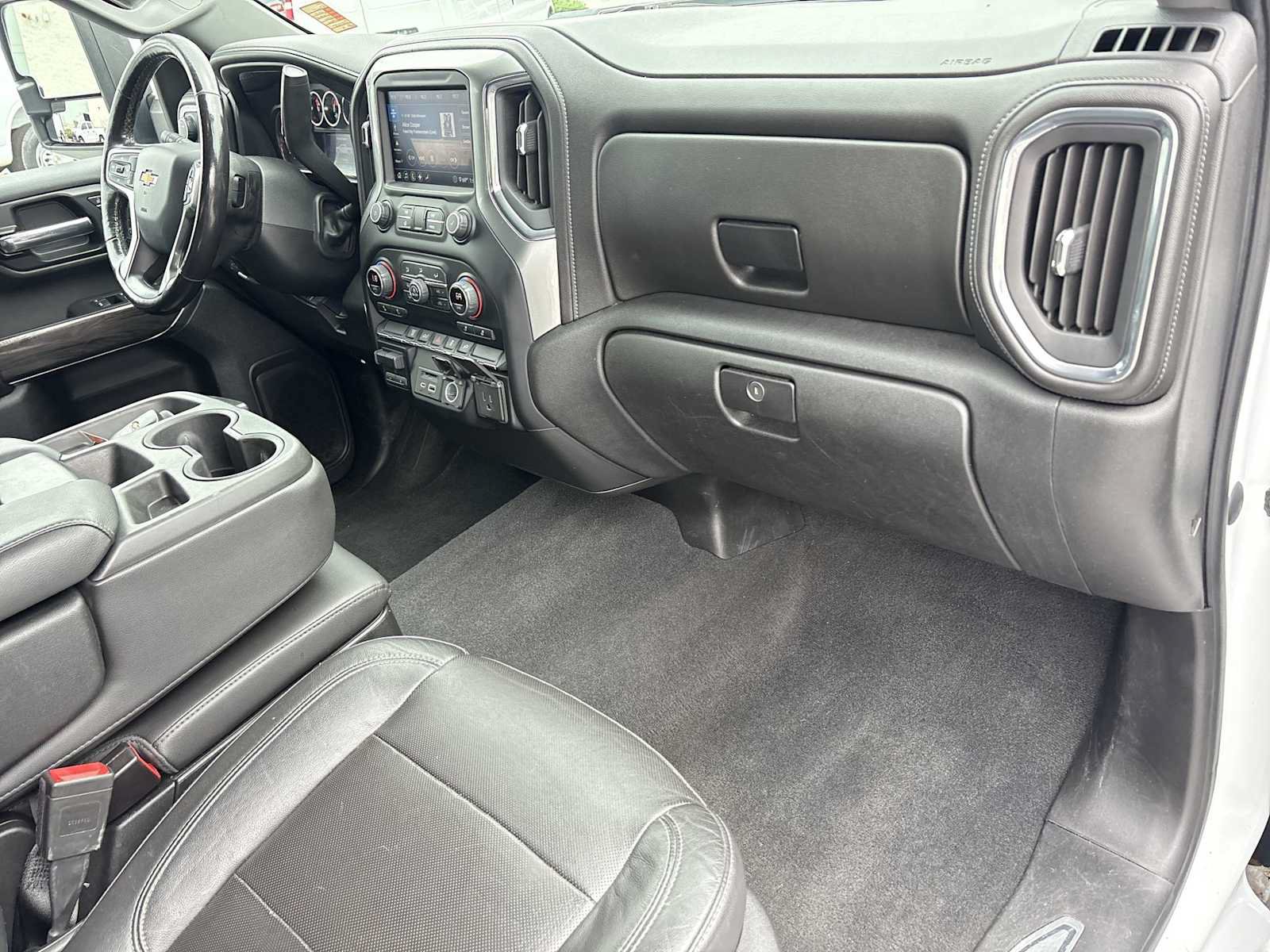 Used 2020 Chevrolet Silverado 2500 LTZ AWD/4WD image 27