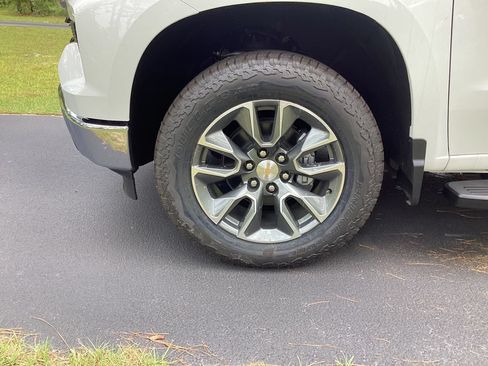 New 2026 Chevrolet Silverado 1500 LT AWD/4WD image 9