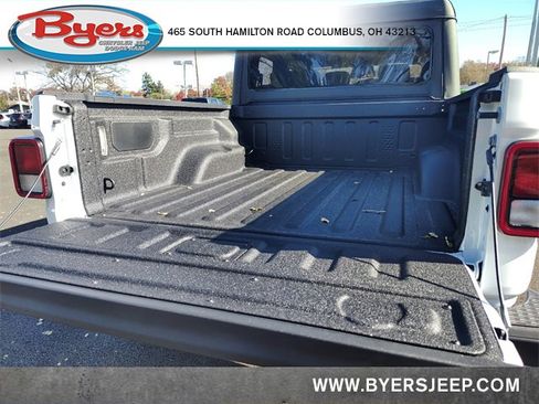 New 2026 Jeep Gladiator Sport image 34