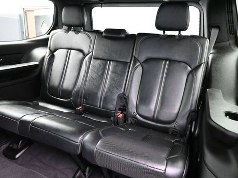 Used 2022 Jeep Wagoneer Series III image 12