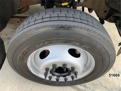 Used 2012 Ford F550 2WD Regular Cab Super Duty w/ PWR Equipment Group image 18