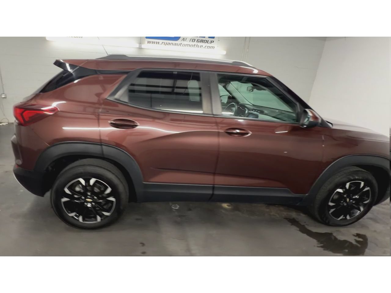 Certified 2022 Chevrolet TrailBlazer LT w/ Premium Seating Package FWD image 9