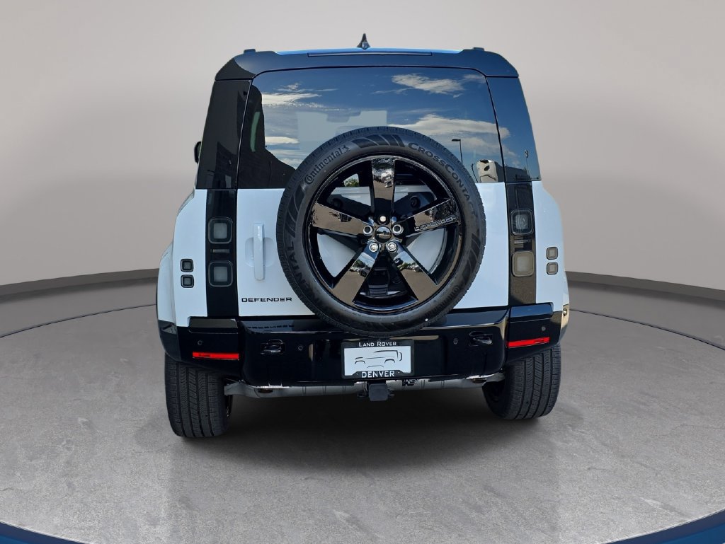 New 2026 Land Rover Defender 110 X-Dynamic SE AWD/4WD image 6