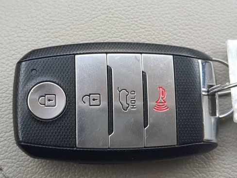 Used 2020 Kia Sportage EX FWD image 28